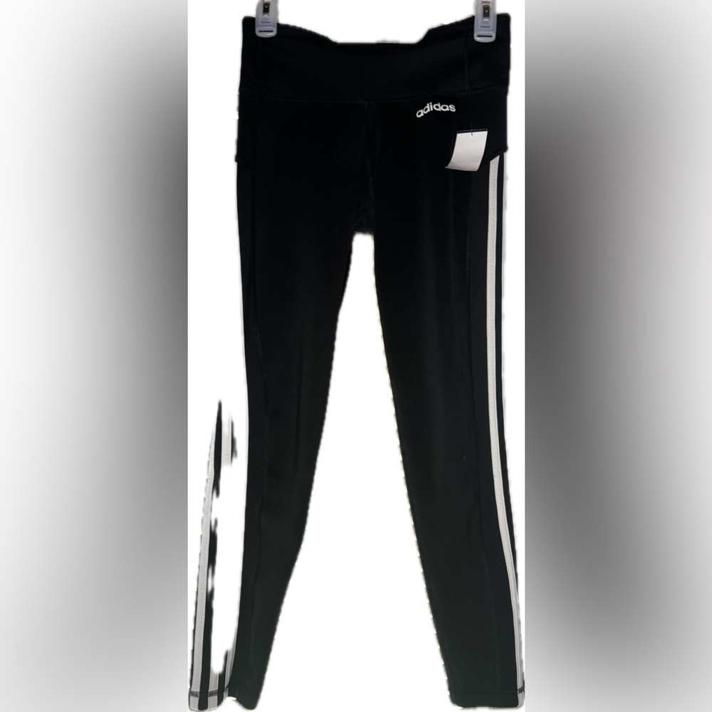- Climate controlled adidas size small ladies leggings / yoga pants… - Picture 2 of 16